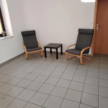 Zamecek * Uhercice (Znojmo)