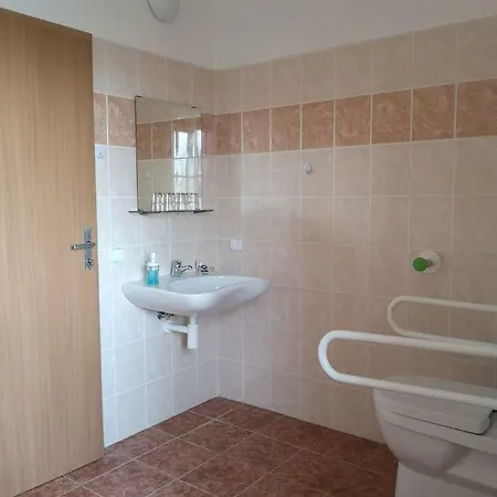 Zamecek Uhercice (Znojmo)