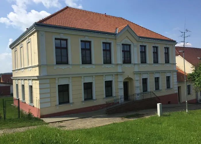 Zamecek Uhercice (Znojmo)